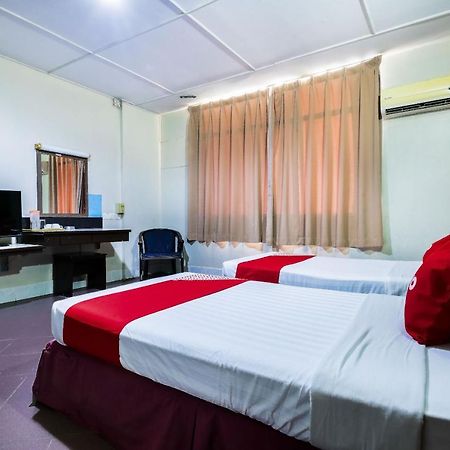 Oyo 89997 Kurnia Hotel Tawau Luaran gambar